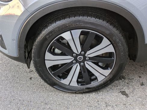 Certified 2023 Volvo XC40 Recharge Plus image 11