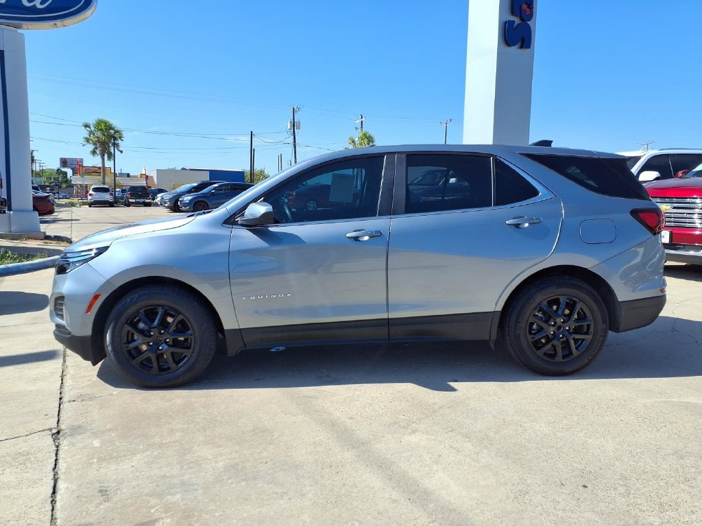 Used 2024 Chevrolet Equinox LT w/ LPO, Floor Liner Package FWD image 5
