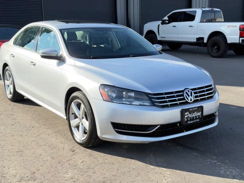 Used 2013 Volkswagen Passat TDI SE FWD image 2