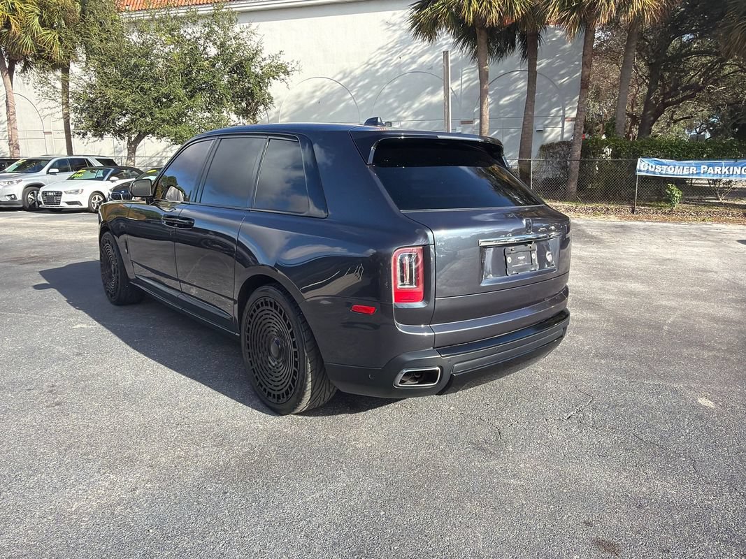 Used 2019 Rolls-Royce Cullinan AWD/4WD image 3