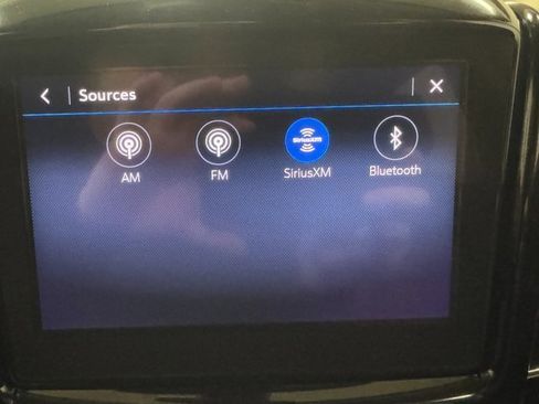 Used 2021 Chevrolet Traverse Premier image 26