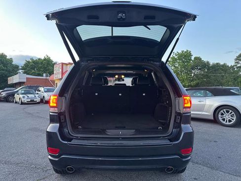 Used 2014 Jeep Grand Cherokee Altitude AWD/4WD image 15