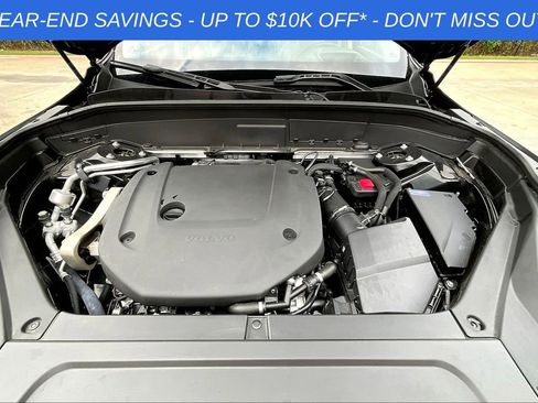 Used 2025 Volvo XC90 B6 Ultra w/ Protection Package Premier image 38