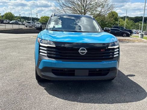New 2026 Nissan Kicks SR FWD image 9