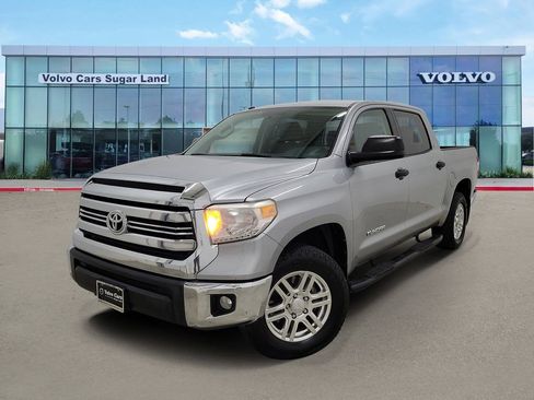 Used 2017 Toyota Tundra SR5 image 1