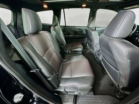 Used 2022 Honda Pilot Black Edition image 36