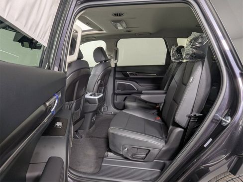 New 2025 Kia Telluride S image 23