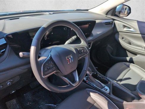 Used 2024 Buick Encore GX Avenir image 10