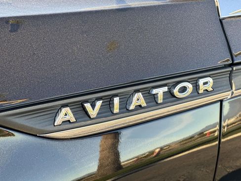 Used 2023 Lincoln Aviator 2WD image 11