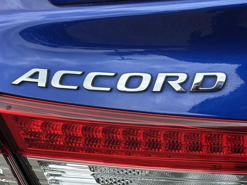 Used 2019 Honda Accord Sport image 33