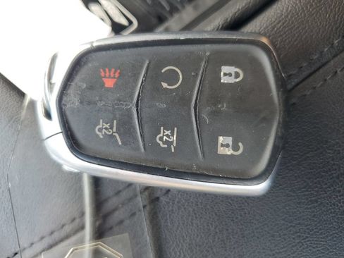 Used 2019 Cadillac Escalade Luxury AWD/4WD image 25