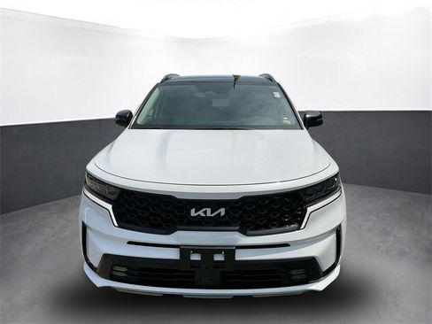Used 2022 Kia Sorento SX image 9