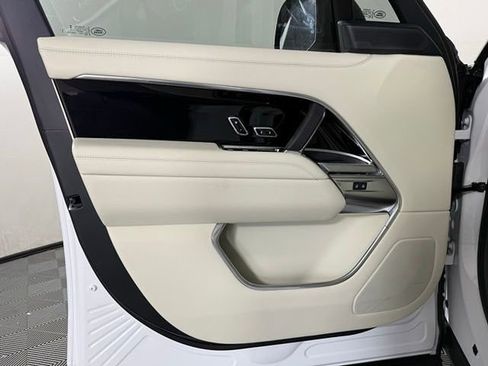 New 2026 Land Rover Range Rover SE AWD/4WD image 28