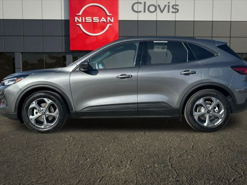 Used 2025 Ford Escape ST-Line image 6