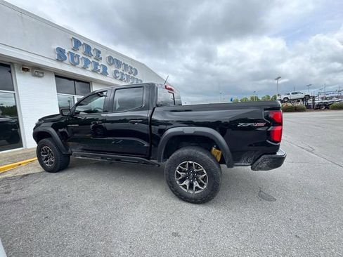 Used 2024 Chevrolet Colorado ZR2 w/ ZR2 Convenience Package III AWD/4WD image 7