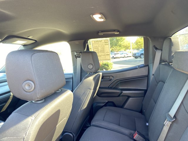 Used 2024 Chevrolet Colorado W/T RWD image 18