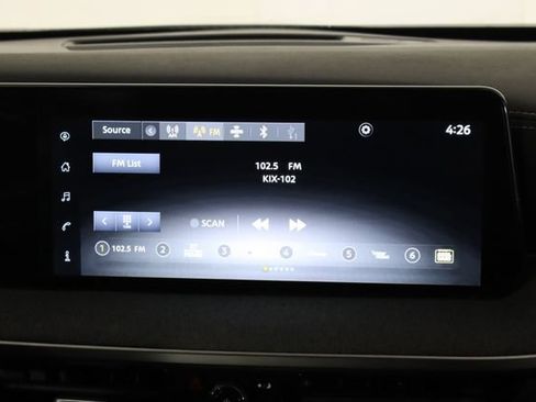 Used 2025 Nissan Kicks SV FWD image 24