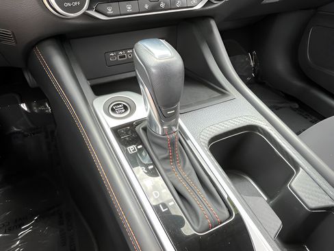 Used 2022 Nissan Sentra SR w/ Lighting Package FWD image 23