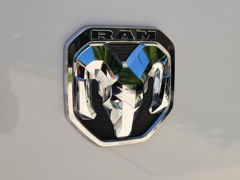 Used 2023 RAM ProMaster 2500 FWD image 8