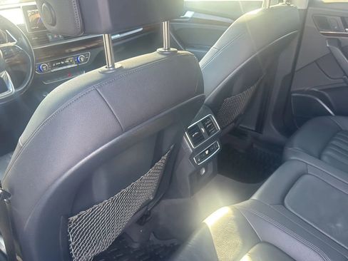 Used 2018 Audi Q5 2.0T Premium Plus w/ Premium Plus Package image 18
