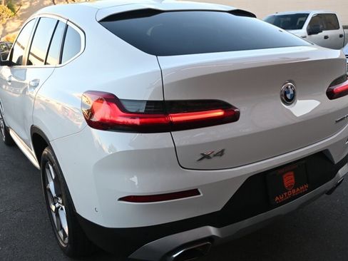 Used 2023 BMW X4 xDrive30i w/ M Sport Package image 9