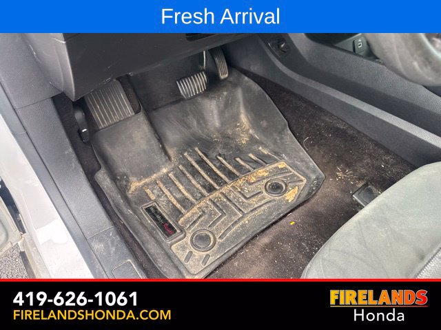 Used 2017 Ford Fusion SE FWD image 15