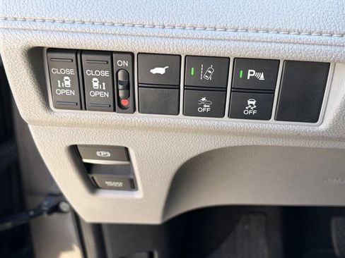 Used 2019 Honda Odyssey Touring image 27