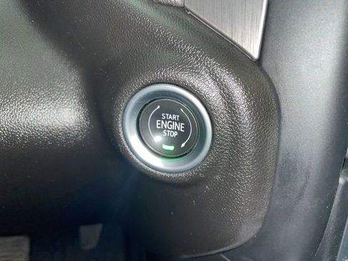 Used 2020 GMC Sierra 2500 Denali w/ Denali Ultimate Package image 28