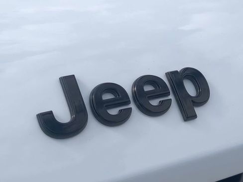 New 2026 Jeep Grand Cherokee L Limited w/ Limited Altitude Package image 13