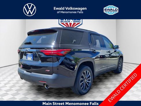 Used 2023 Chevrolet Traverse RS w/ LPO, Floor Liner Package AWD/4WD image 7