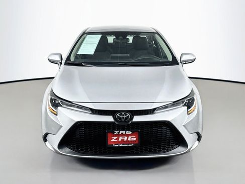 Used 2022 Toyota Corolla LE FWD image 8