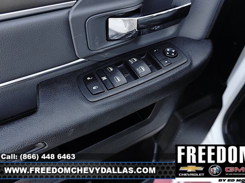 Used 2024 RAM 1500 Classic SLT AWD/4WD image 32