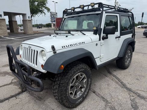 Used 2013 Jeep Wrangler Rubicon w/ PWR Convenience Group AWD/4WD image 3