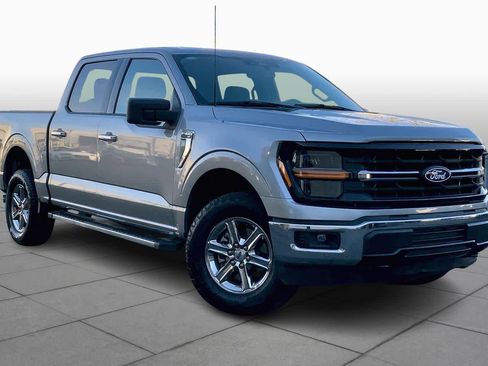 Certified 2025 Ford F150 XLT w/ Equipment Group 301A Standard image 3