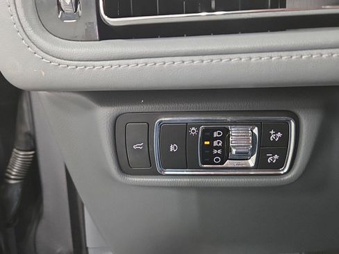 Used 2021 Lincoln Aviator Reserve w/ Equipment Group 210A image 22