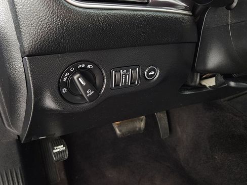 Used 2016 Dodge Challenger R/T RWD image 25