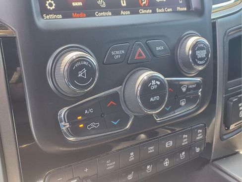 Used 2018 RAM 3500 Laramie w/ Sport Appearance Group AWD/4WD image 6