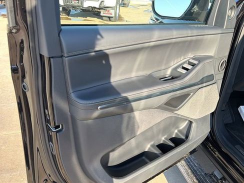 New 2026 Lincoln Navigator Reserve w/ Jet Appearance Package image 14