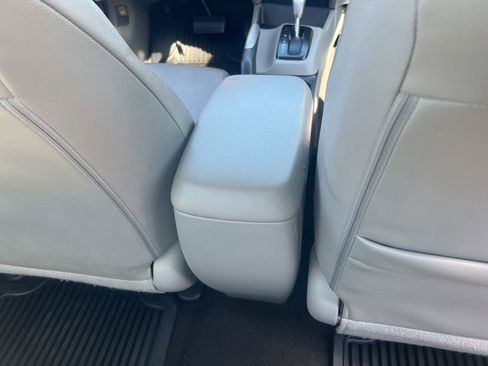 Used 2012 Honda Civic EX-L image 19