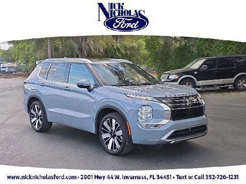 Used 2025 Mitsubishi Outlander SEL FWD image 1