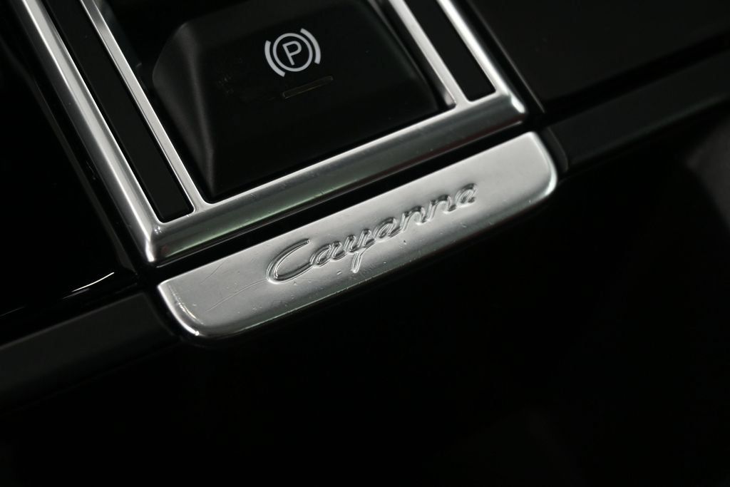 Used 2023 Porsche Cayenne GTS AWD/4WD image 19