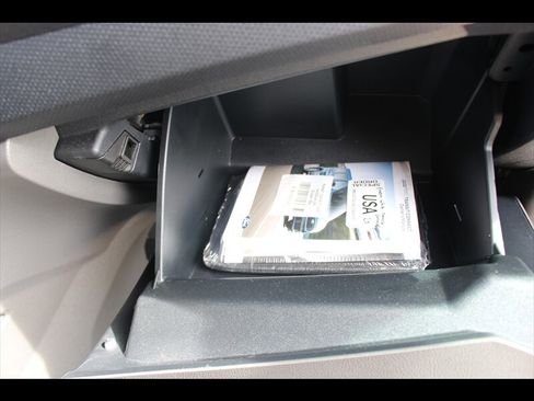 Used 2022 Ford Transit Connect XL image 20