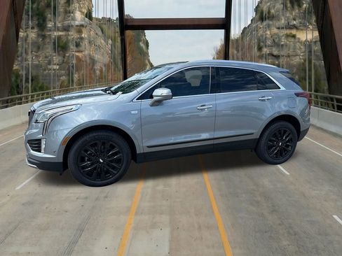 New 2026 Cadillac XT5 Premium Luxury w/ LPO, ONYX Package FWD image 4