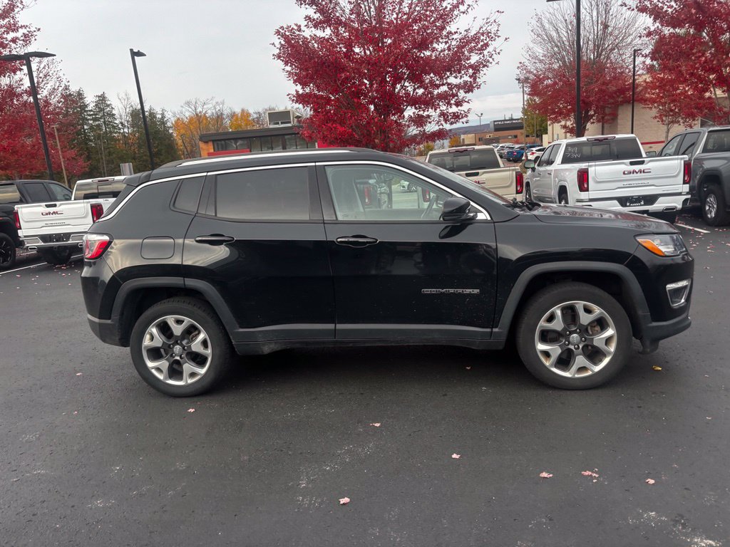 Used 2020 Jeep Compass Limited AWD/4WD image 5