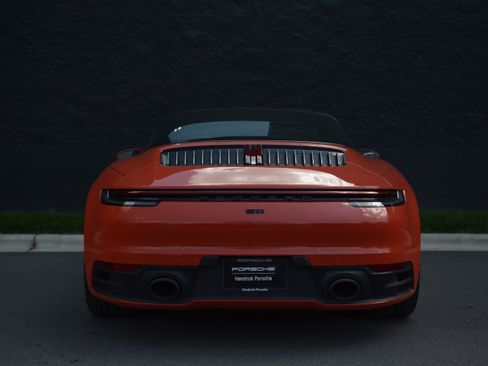 Certified 2022 Porsche 911 Targa 4S image 6