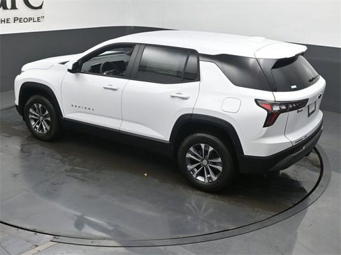 New 2026 Chevrolet Equinox LT w/ LPO, Floor Liner Package image 20