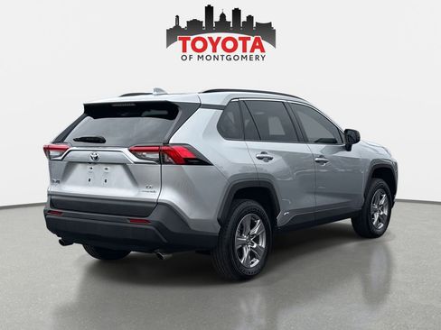 Used 2024 Toyota RAV4 LE image 3