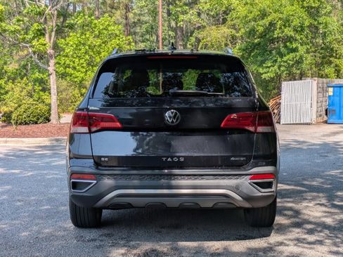 Used 2022 Volkswagen Taos SE AWD/4WD image 7