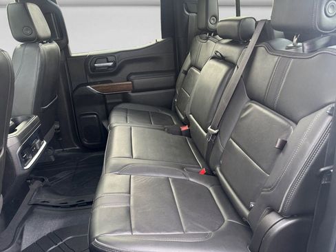 Used 2022 Chevrolet Silverado 1500 High Country image 14