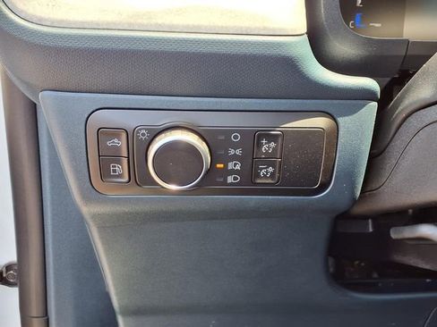 New 2026 Ford Maverick XLT w/ XLT Luxury Package FWD image 12